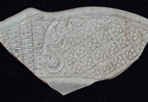 Scalloped Edge Spiked.