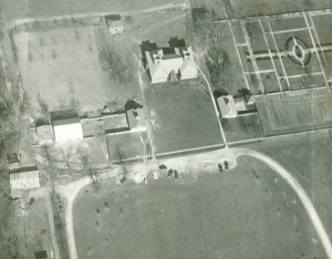 West Garden, Stratford Hall aerial photograph, c. 1936. Courtesy of the Robert E. Lee Memorial Association.